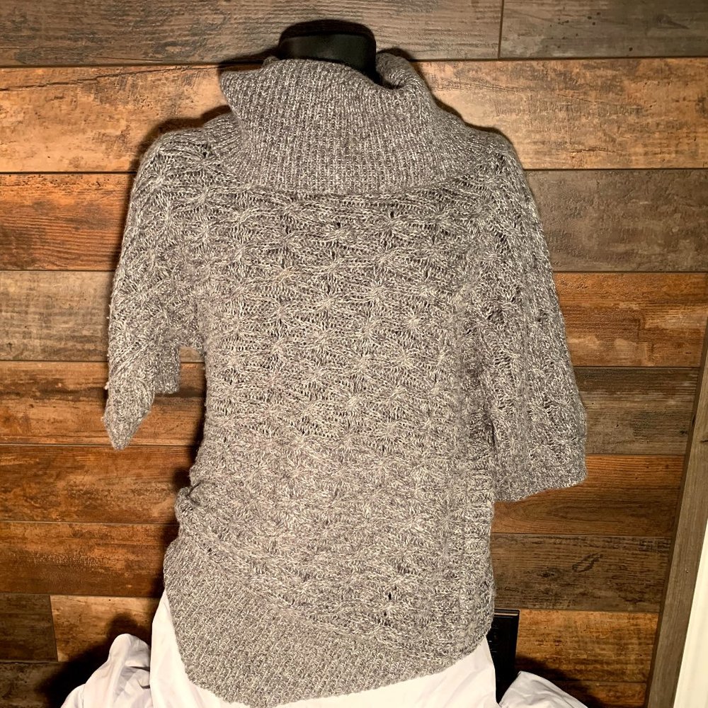 Gray turtle neck
